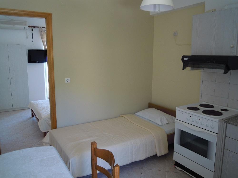 Almirikia Apartments Mourteri Buitenkant foto