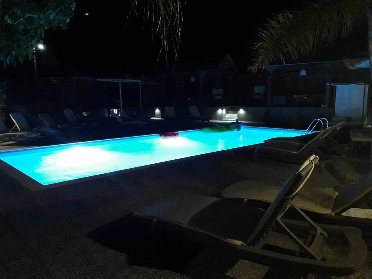 Almirikia Apartments Mourteri Buitenkant foto